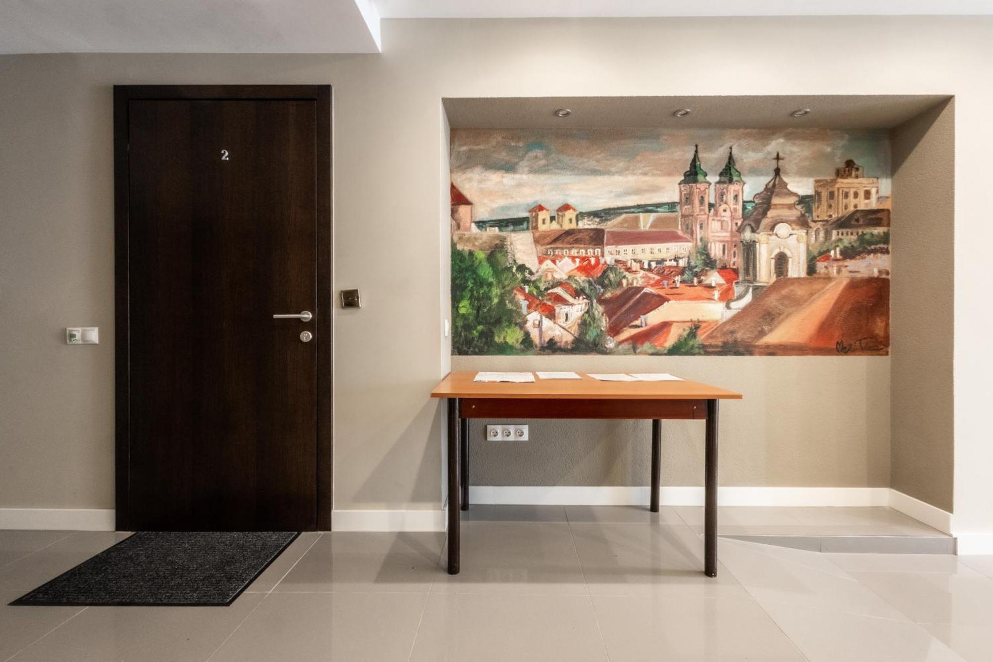 Hellowine Apartman Эгер Экстерьер фото